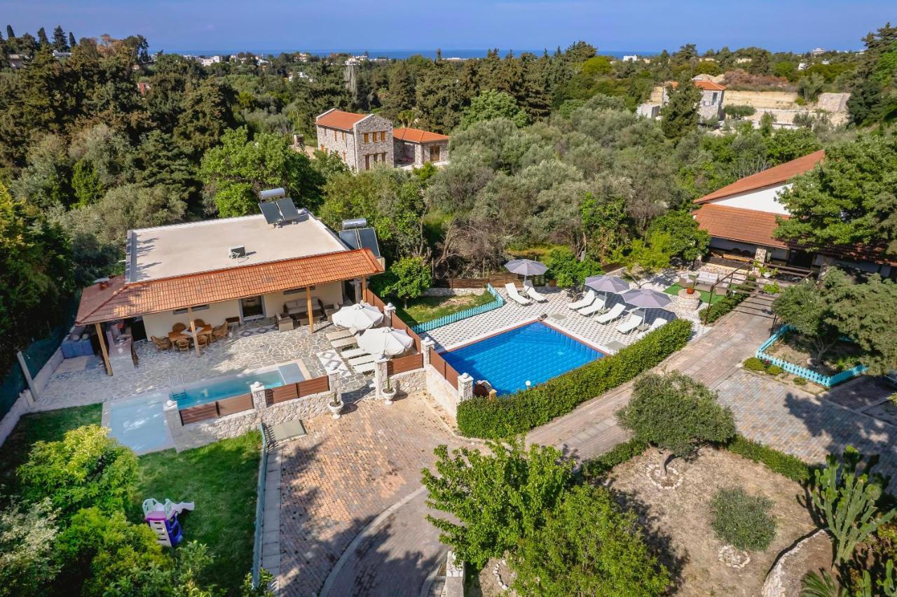 Villa Rafaela Koskinou  ภายนอก รูปภาพ