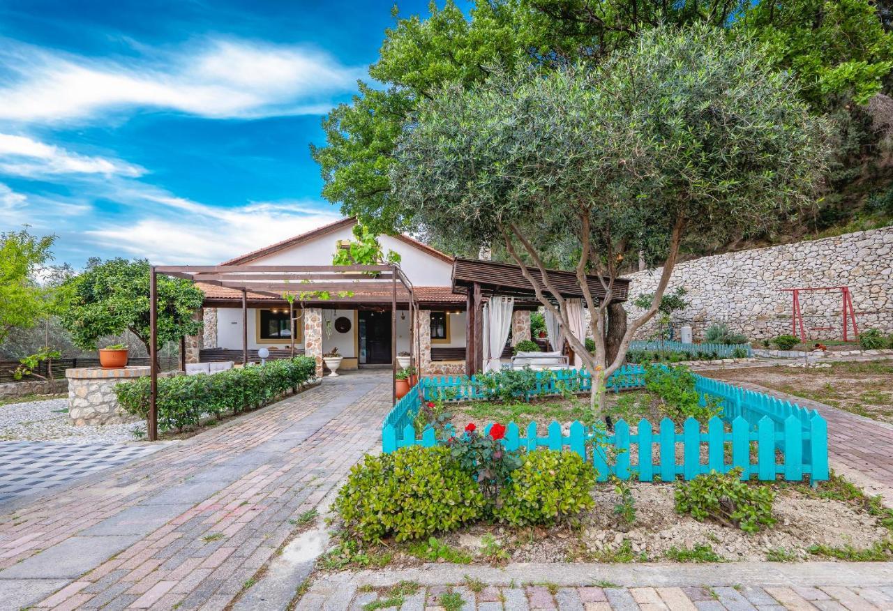 Villa Rafaela Koskinou  ภายนอก รูปภาพ