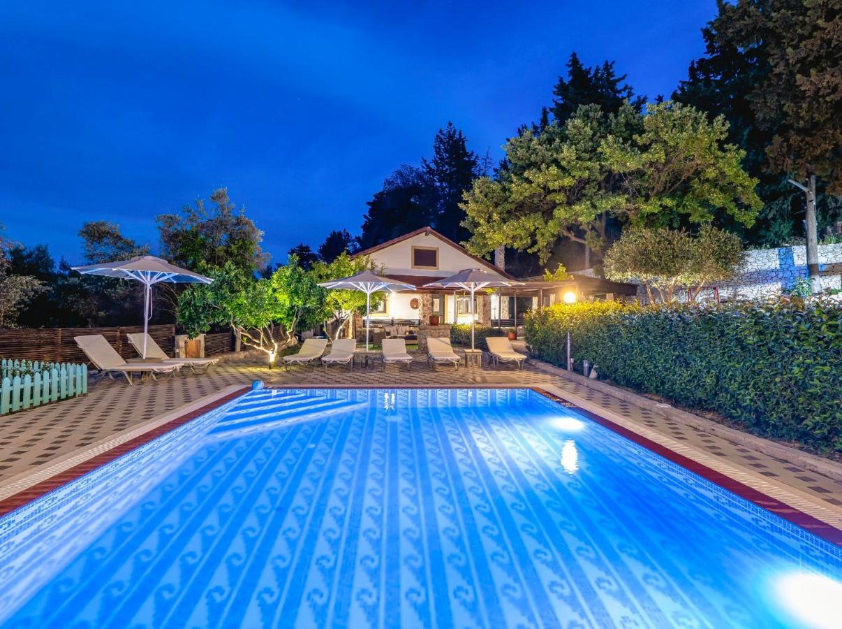 Villa Rafaela Koskinou  ภายนอก รูปภาพ